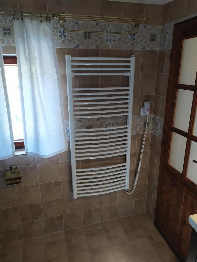 Edmundova Chata Jetrichovice  Luaran gambar